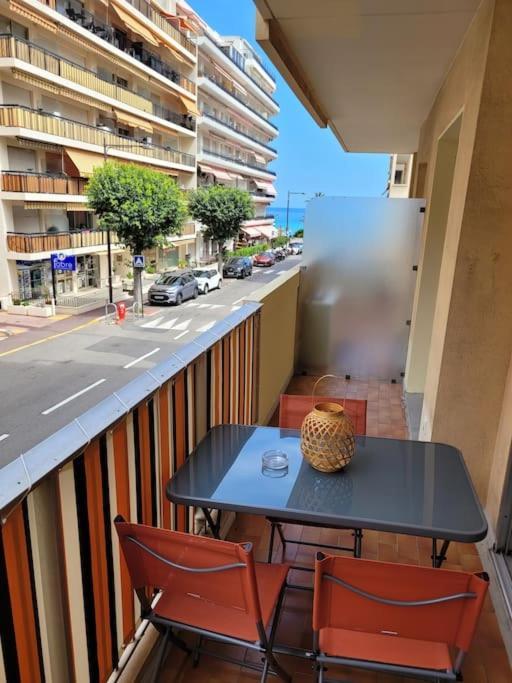 Studio Entre Plages Et Monaco Climatise Parking Рокебрюн — Кап-Мартен Экстерьер фото
